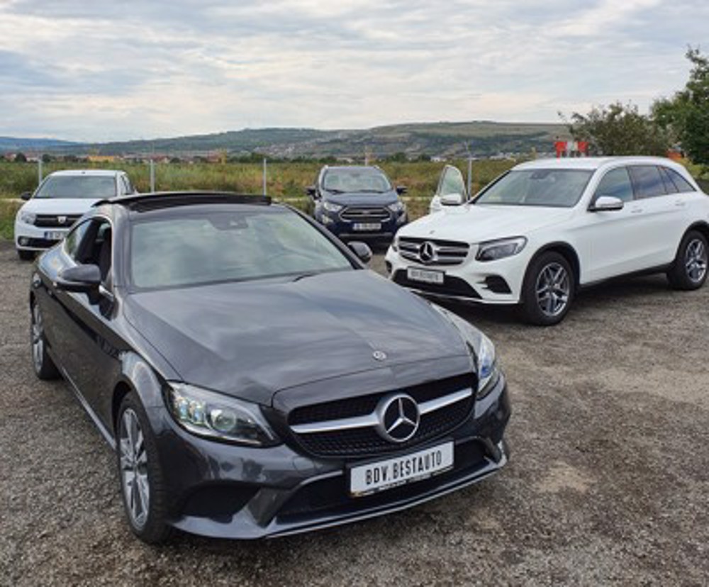 Masini de inchiriat Premium - Mercedes-Benz C Coupe & Mercedes-Benz GLC SUV