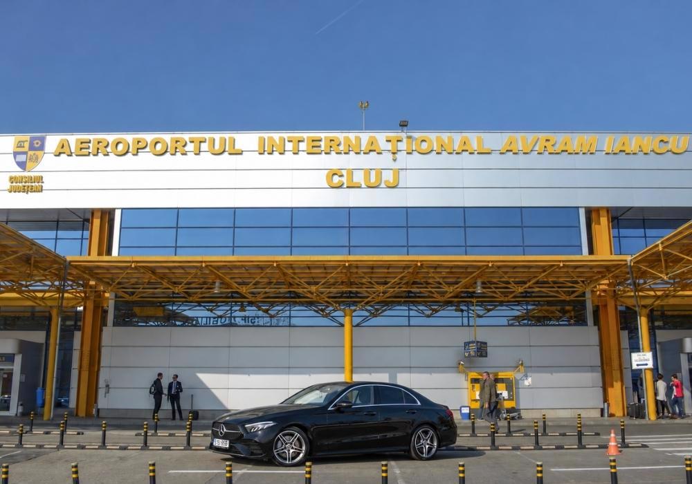Ce faci daca zborul tau intarzie? Ghid pentru preluarea unei masini de la Aeroportul Cluj
